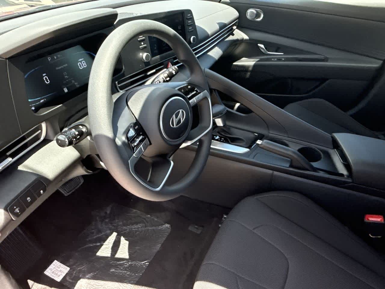 Thumbnail: 2025 Hyundai Elantra - 13