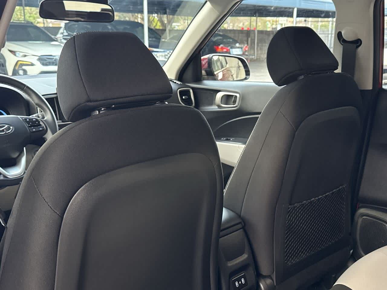 Thumbnail: 2025 Hyundai Venue - 23