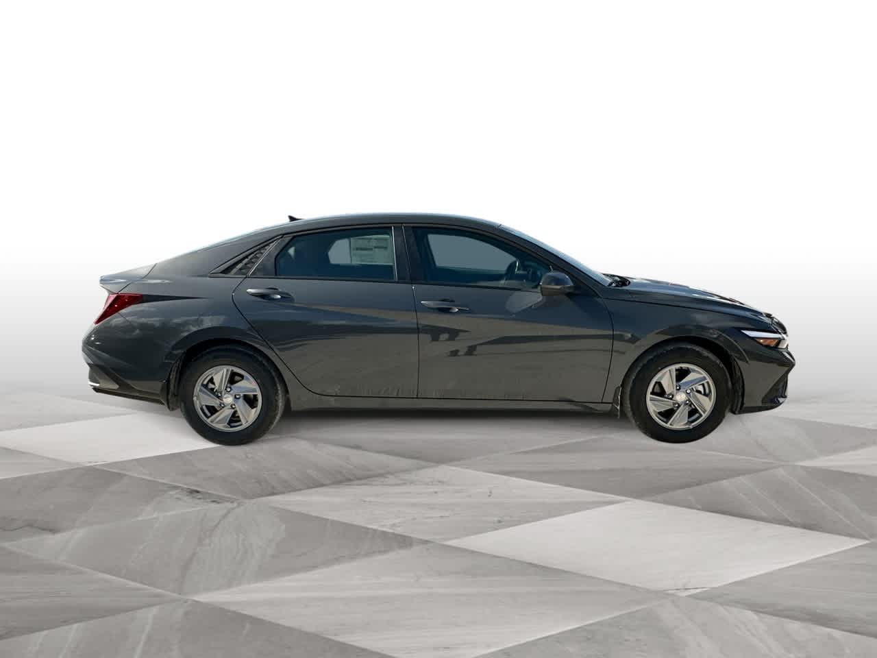 Thumbnail: 2025 Hyundai Elantra - 9