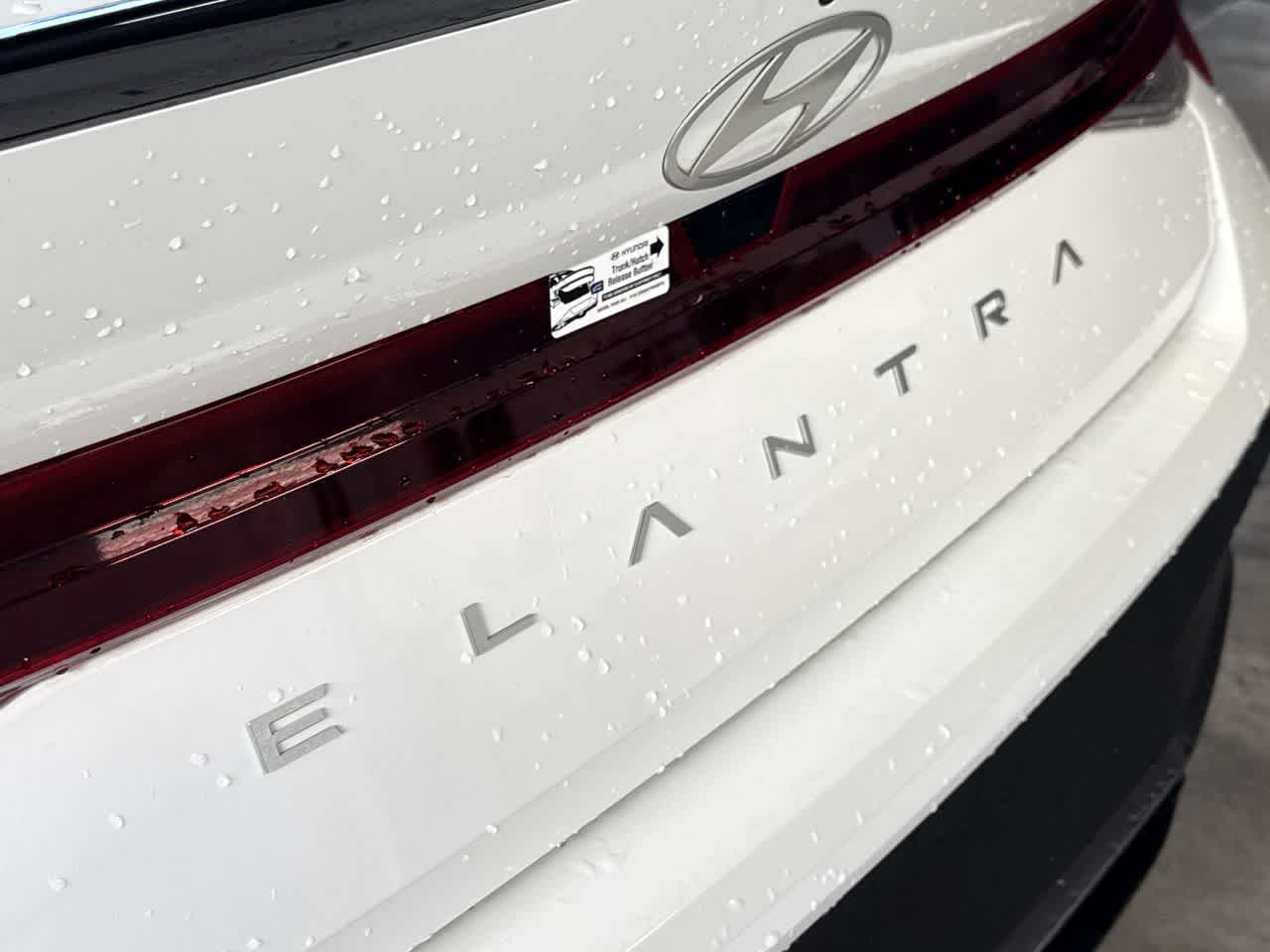 Thumbnail: 2026 Hyundai Elantra - 10