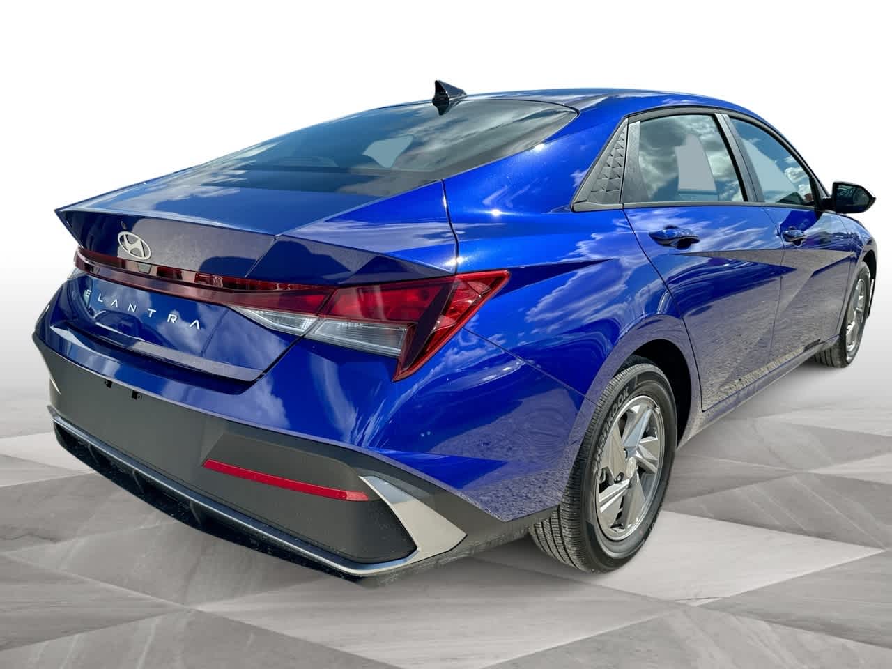 Thumbnail: 2025 Hyundai Elantra - 8