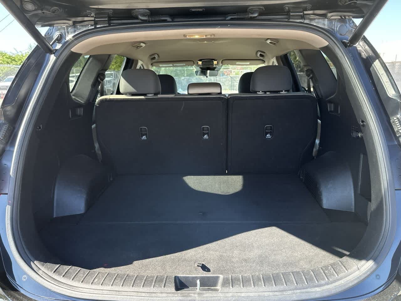 Thumbnail: 2023 Hyundai Santa Fe - 25