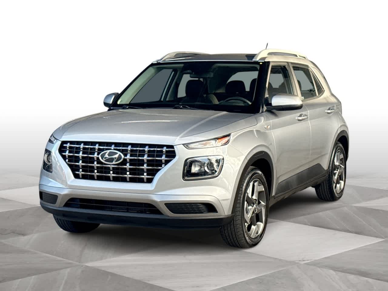 Thumbnail: 2025 Hyundai Venue - 4