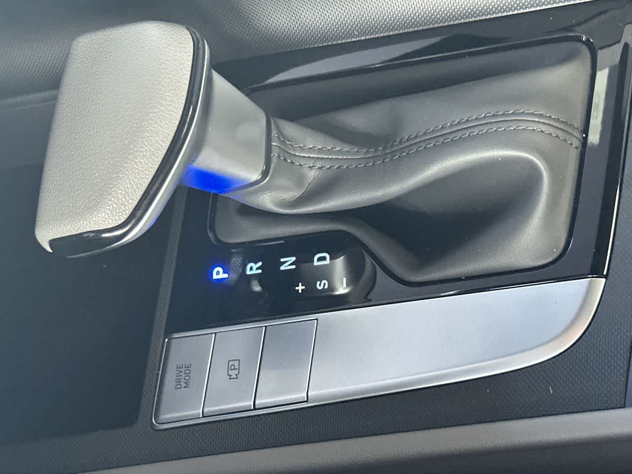 Thumbnail: 2025 Hyundai Elantra - 21