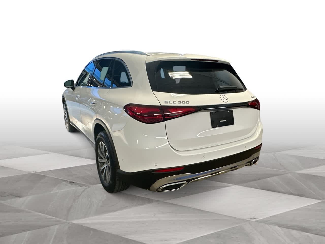 Thumbnail: 2024 Mercedes-Benz GLC - 6