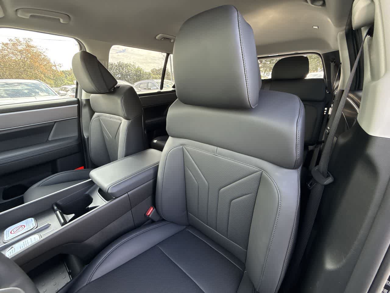 Thumbnail: 2026 Hyundai Santa Fe - 14