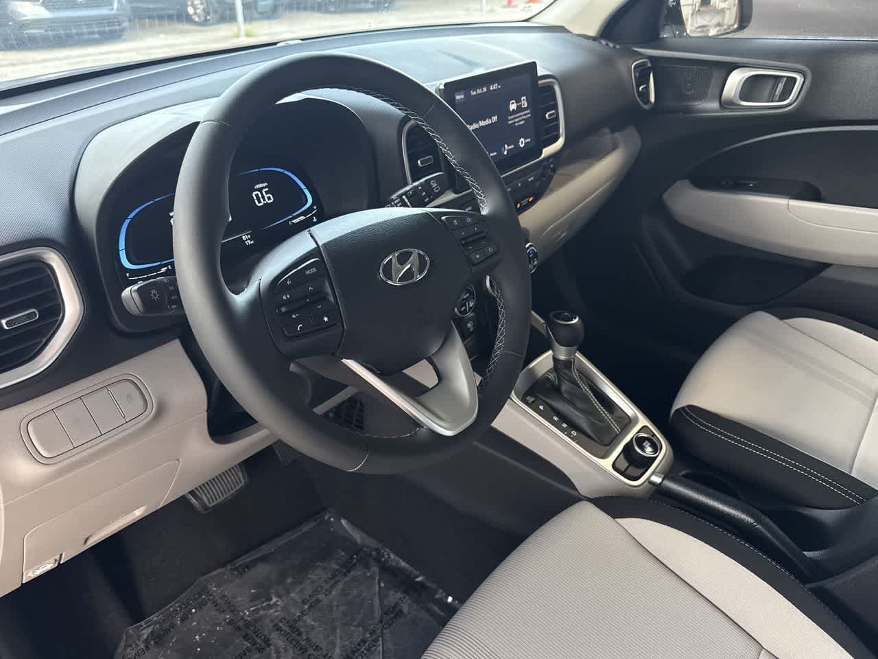 Thumbnail: 2025 Hyundai Venue - 13