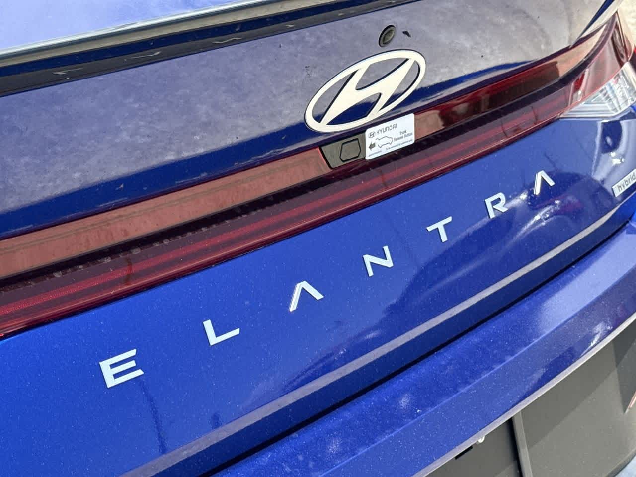 Thumbnail: 2025 Hyundai Elantra - 10