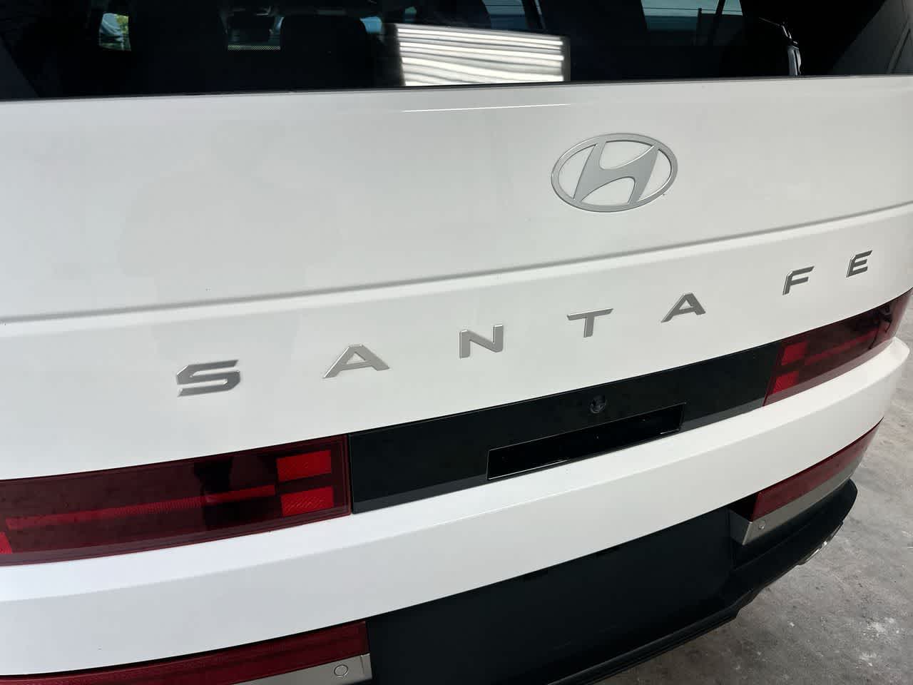 Thumbnail: 2024 Hyundai Santa Fe - 10
