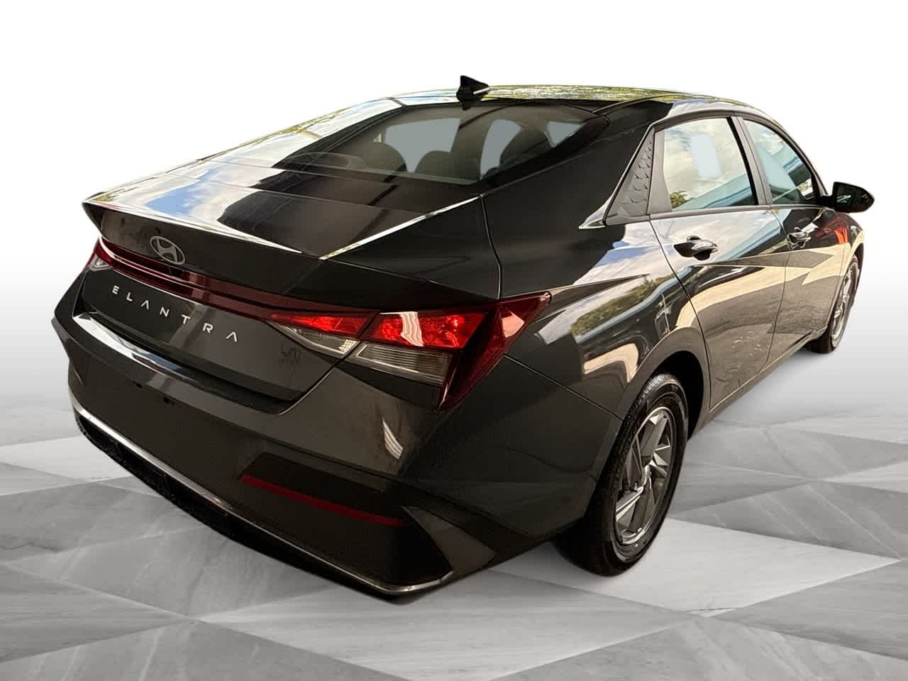 Thumbnail: 2025 Hyundai Elantra - 8