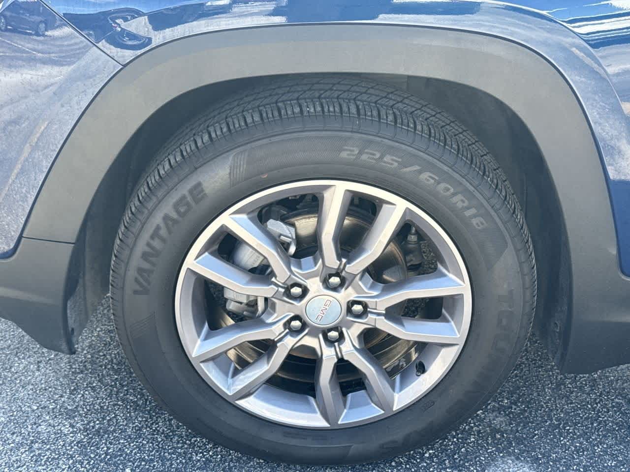 Thumbnail: 2023 GMC Terrain - 11
