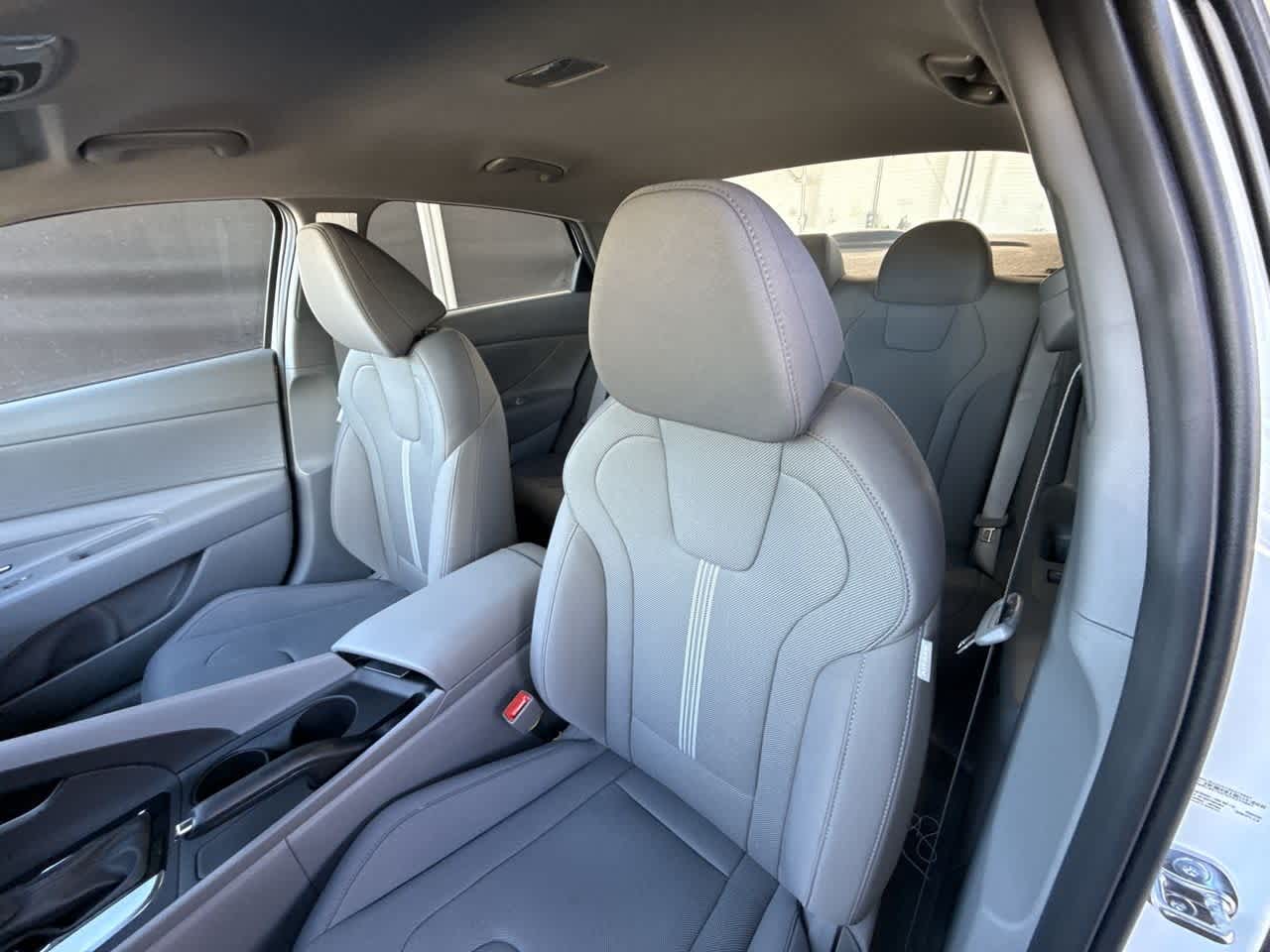 Thumbnail: 2026 Hyundai Elantra - 14