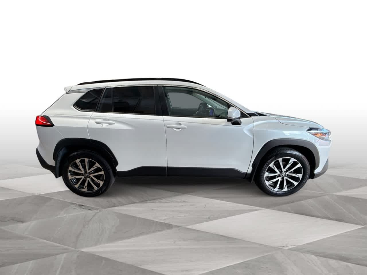 Thumbnail: 2023 Toyota Corolla Cross - 9