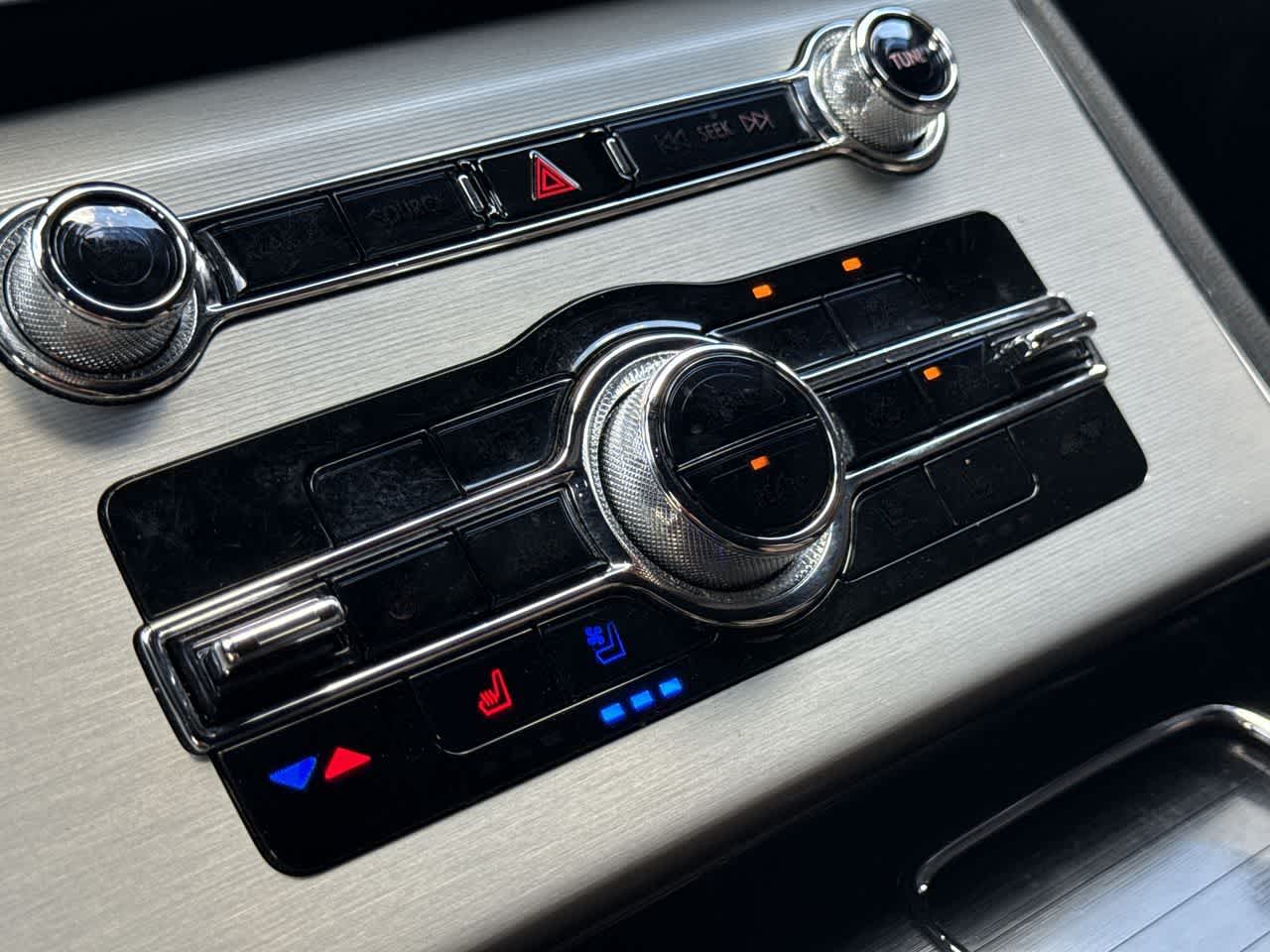 Thumbnail: 2024 Lincoln Aviator - 20