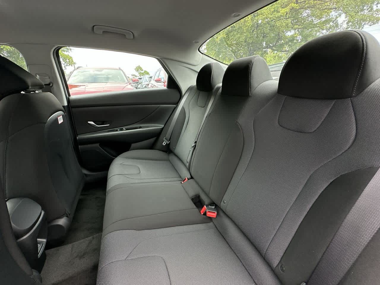 Thumbnail: 2025 Hyundai Elantra - 22