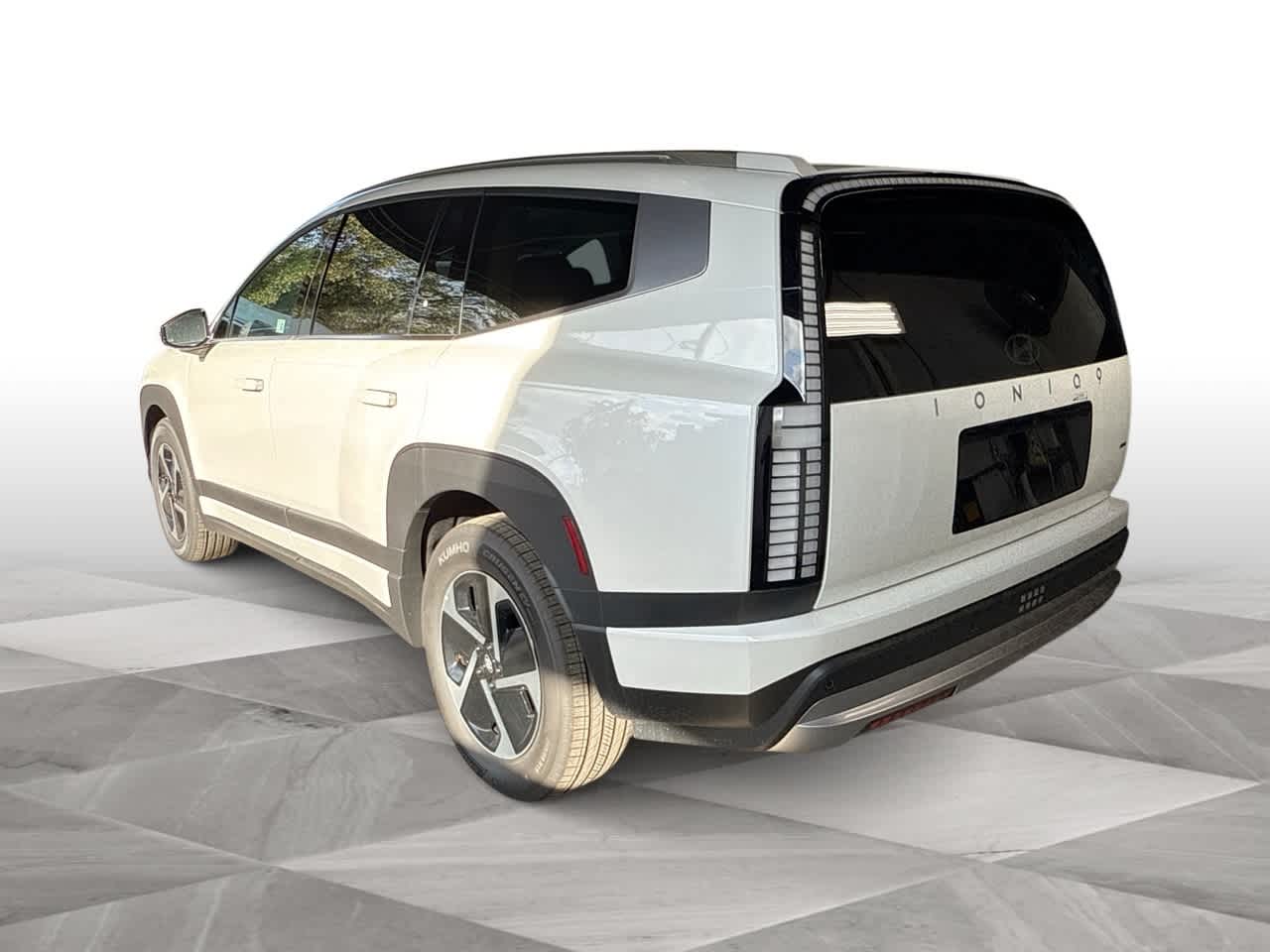 Thumbnail: 2026 Hyundai Ioniq - 6