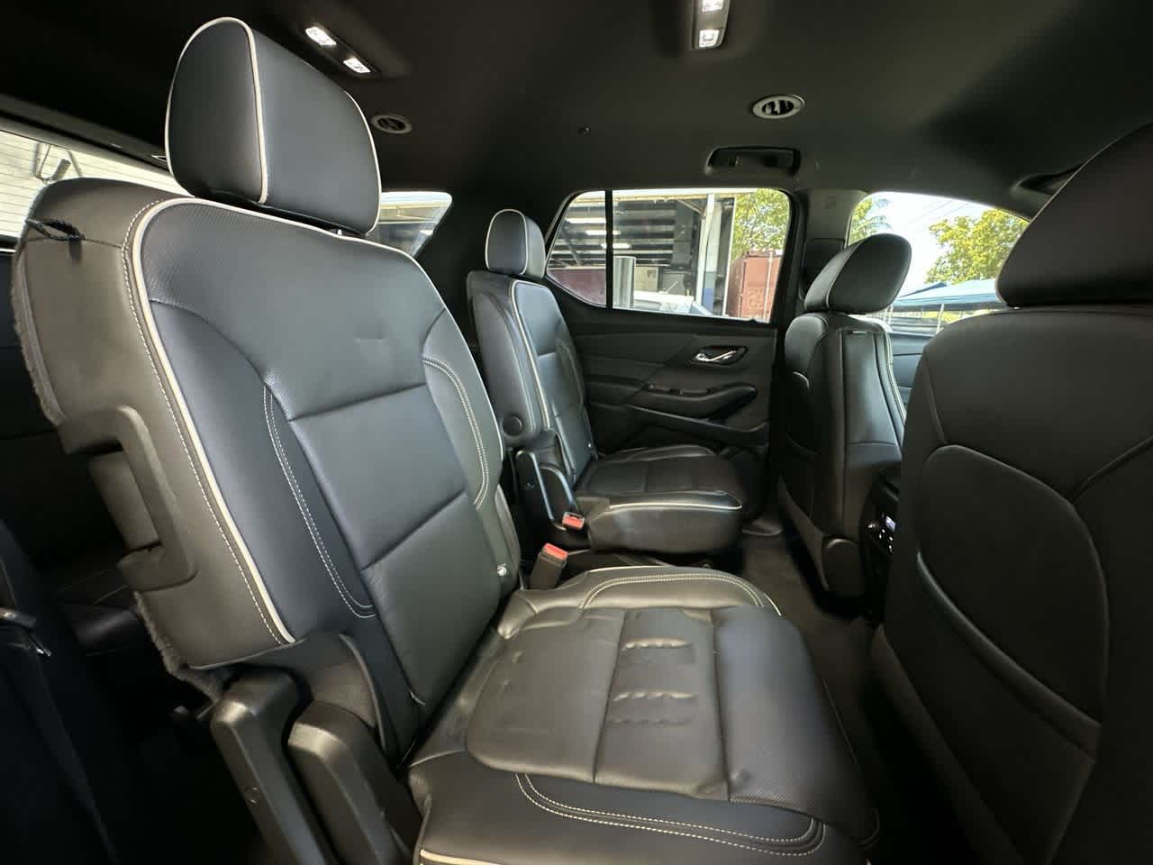 Thumbnail: 2023 Chevrolet Traverse - 26