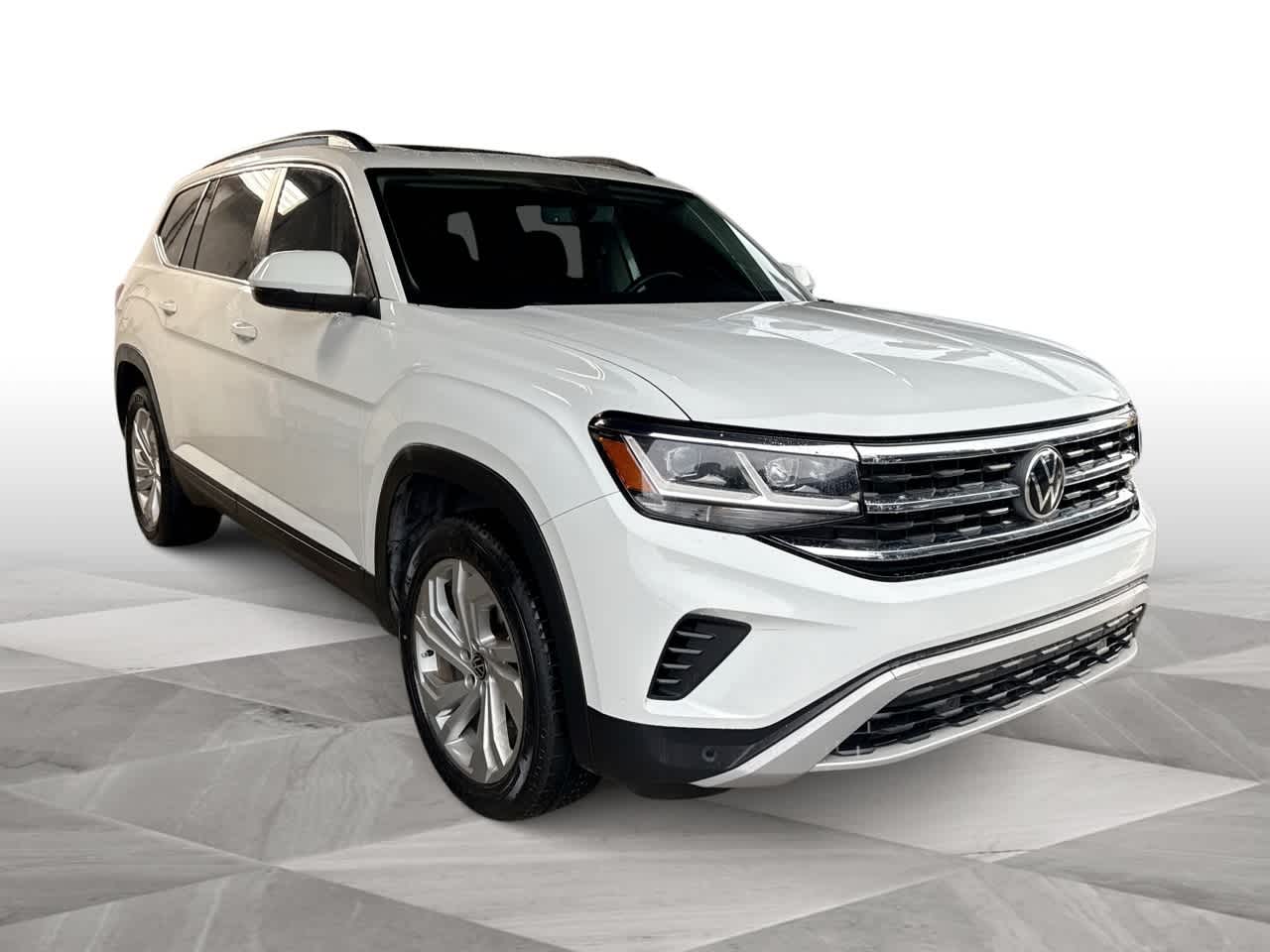 Thumbnail: 2022 Volkswagen Atlas - 2