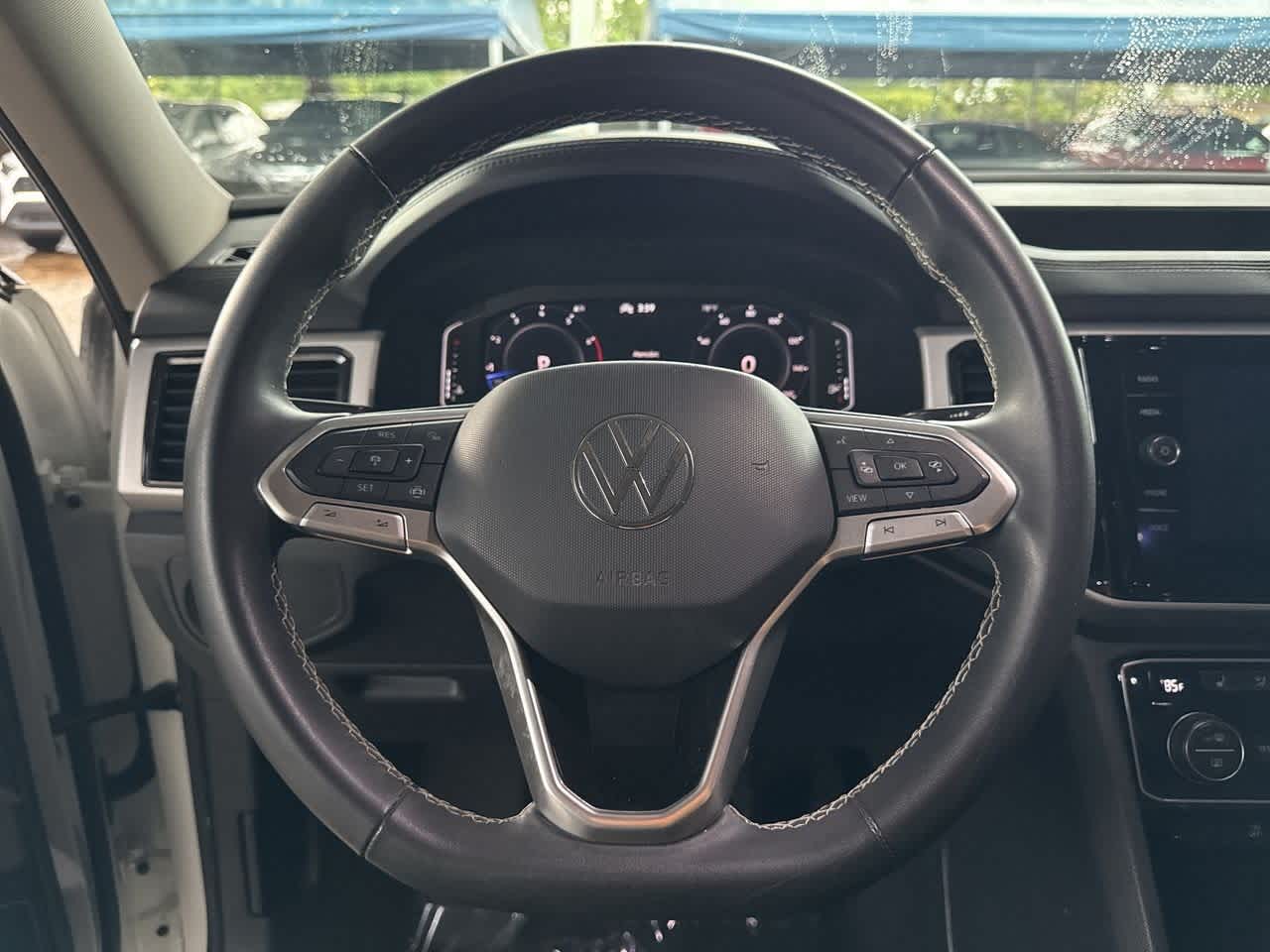 Thumbnail: 2022 Volkswagen Atlas - 15
