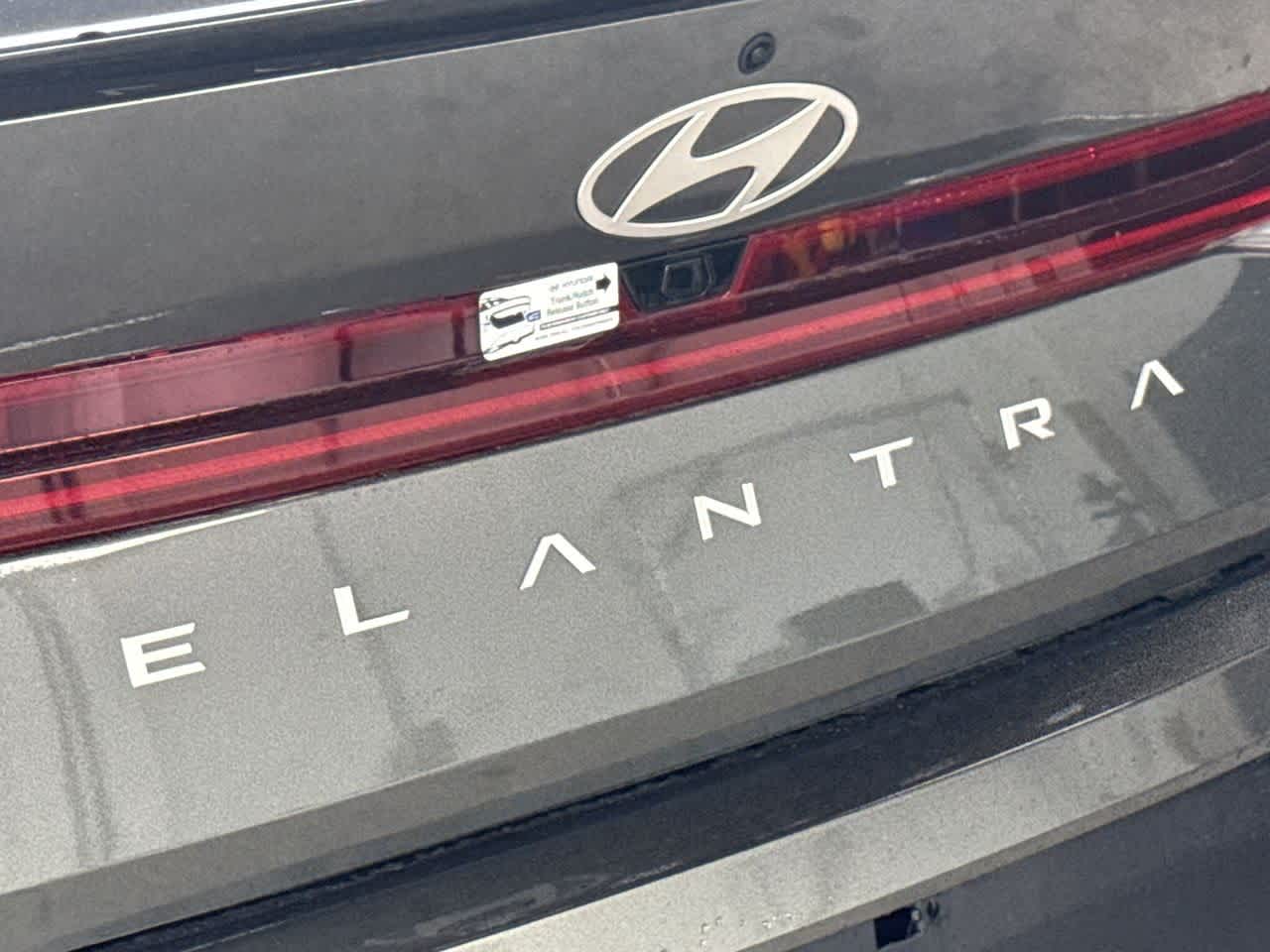 Thumbnail: 2026 Hyundai Elantra - 10