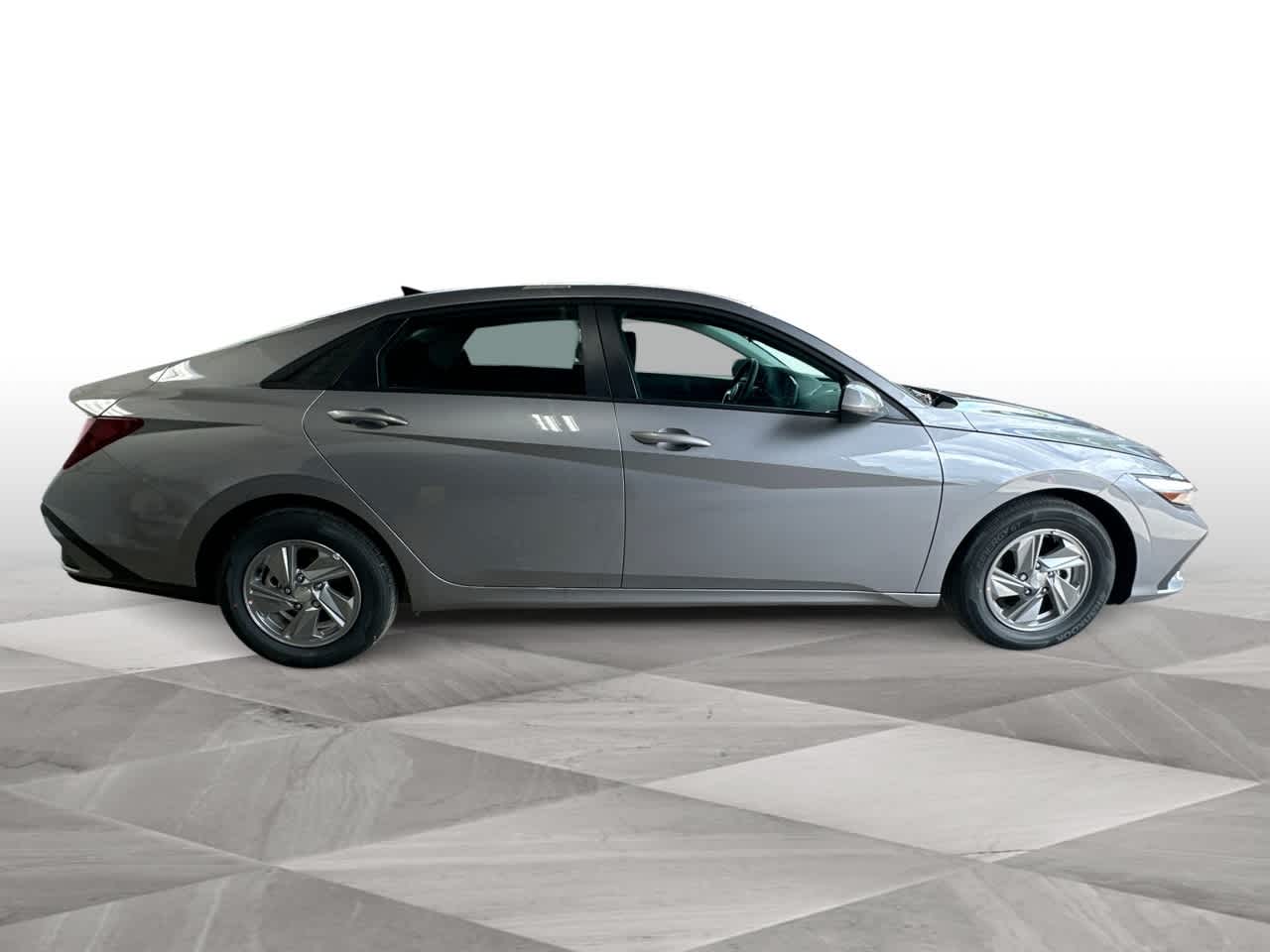 Thumbnail: 2025 Hyundai Elantra - 9