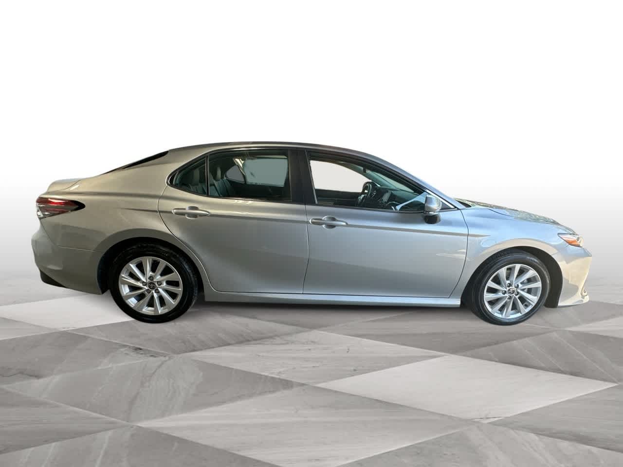 Thumbnail: 2024 Toyota Camry - 9