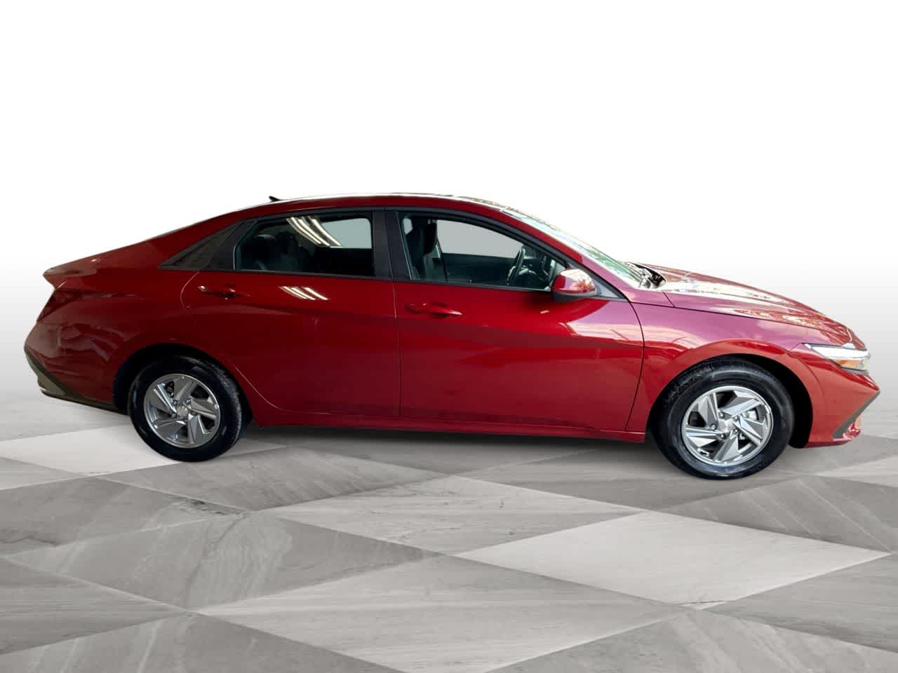 Thumbnail: 2025 Hyundai Elantra - 9