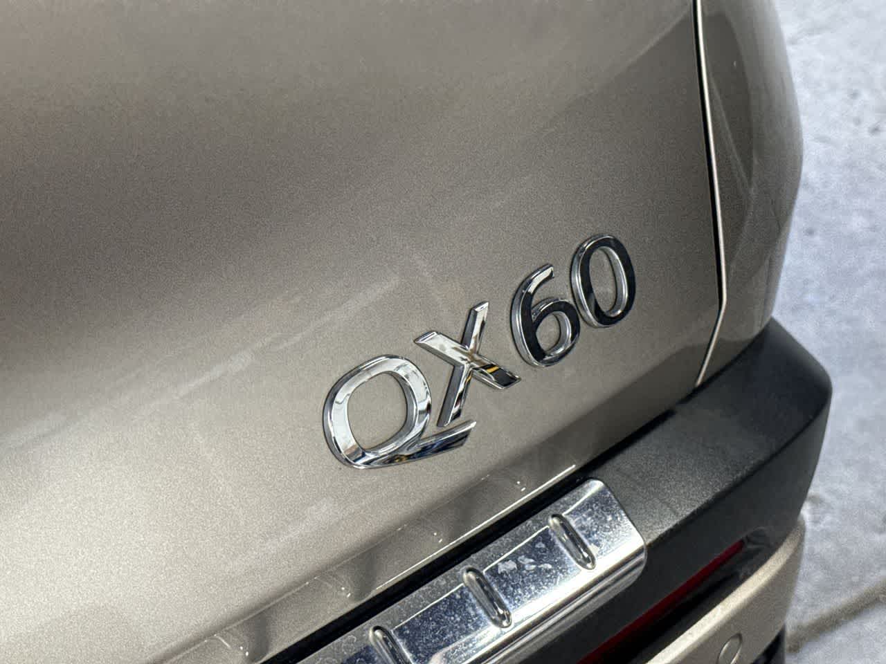 Thumbnail: 2023 INFINITI QX60 - 10