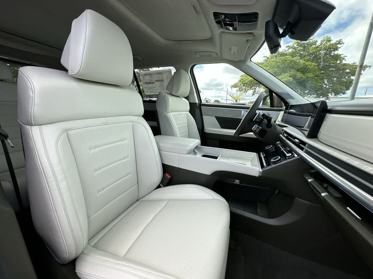 Thumbnail: 2025 Hyundai Santa Fe - 27