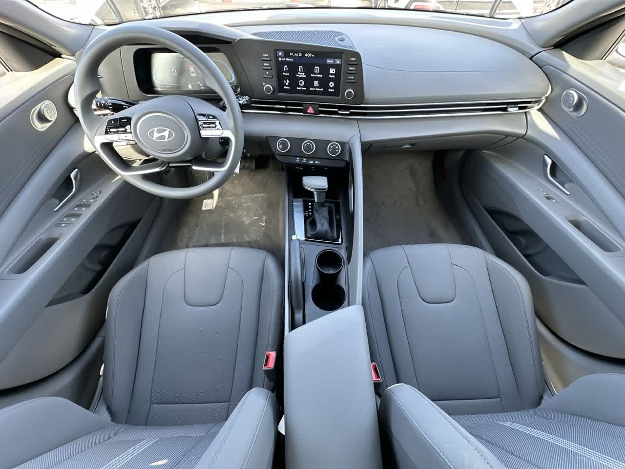 Thumbnail: 2025 Hyundai Elantra - 24