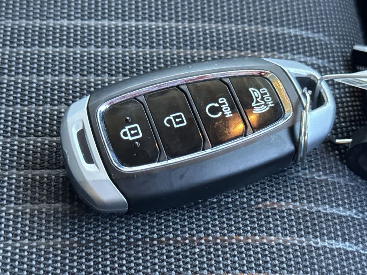 Thumbnail: 2023 Hyundai Venue - 28