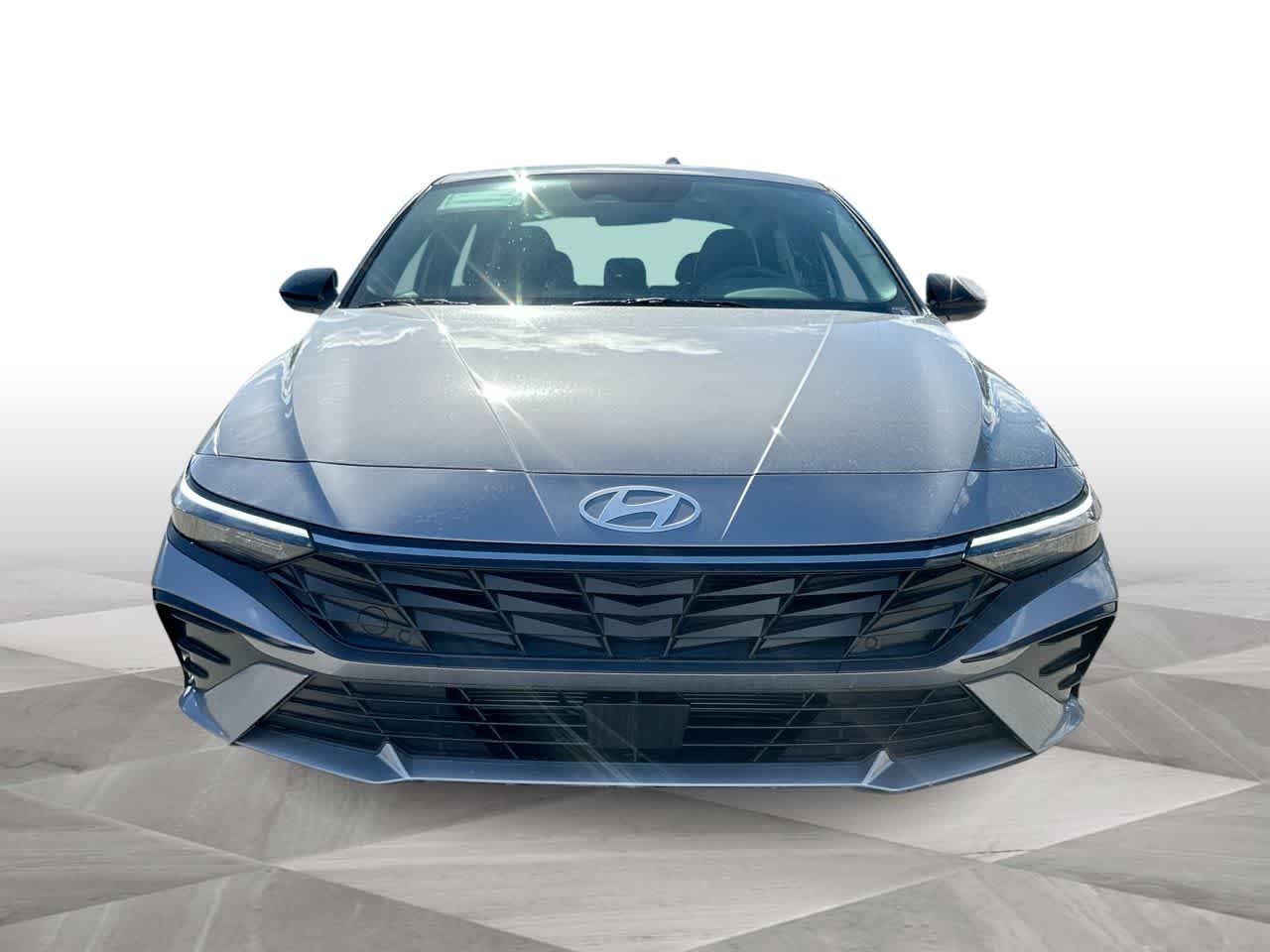 Thumbnail: 2026 Hyundai Elantra - 3