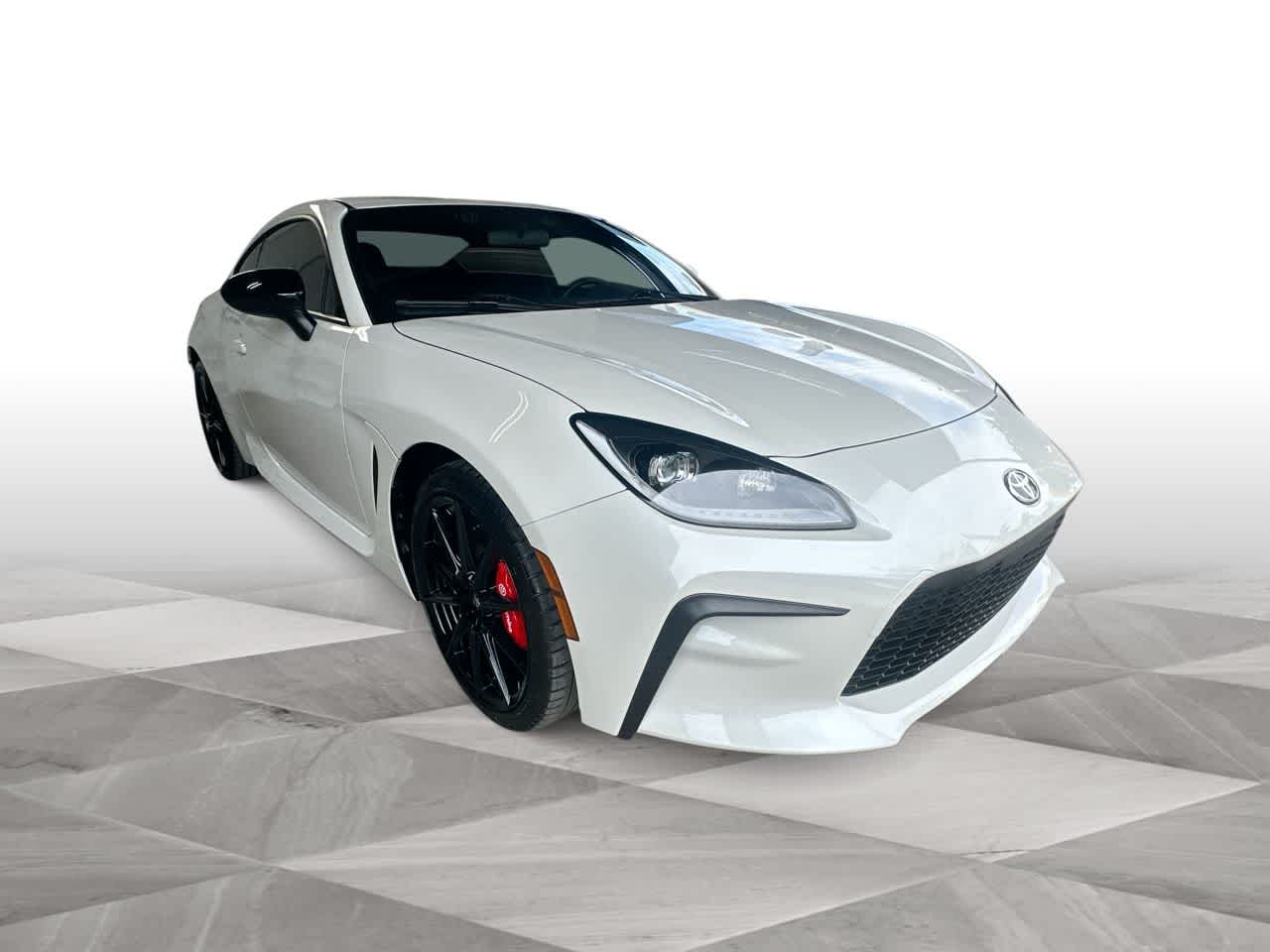 Thumbnail: 2025 Toyota GR86 - 2