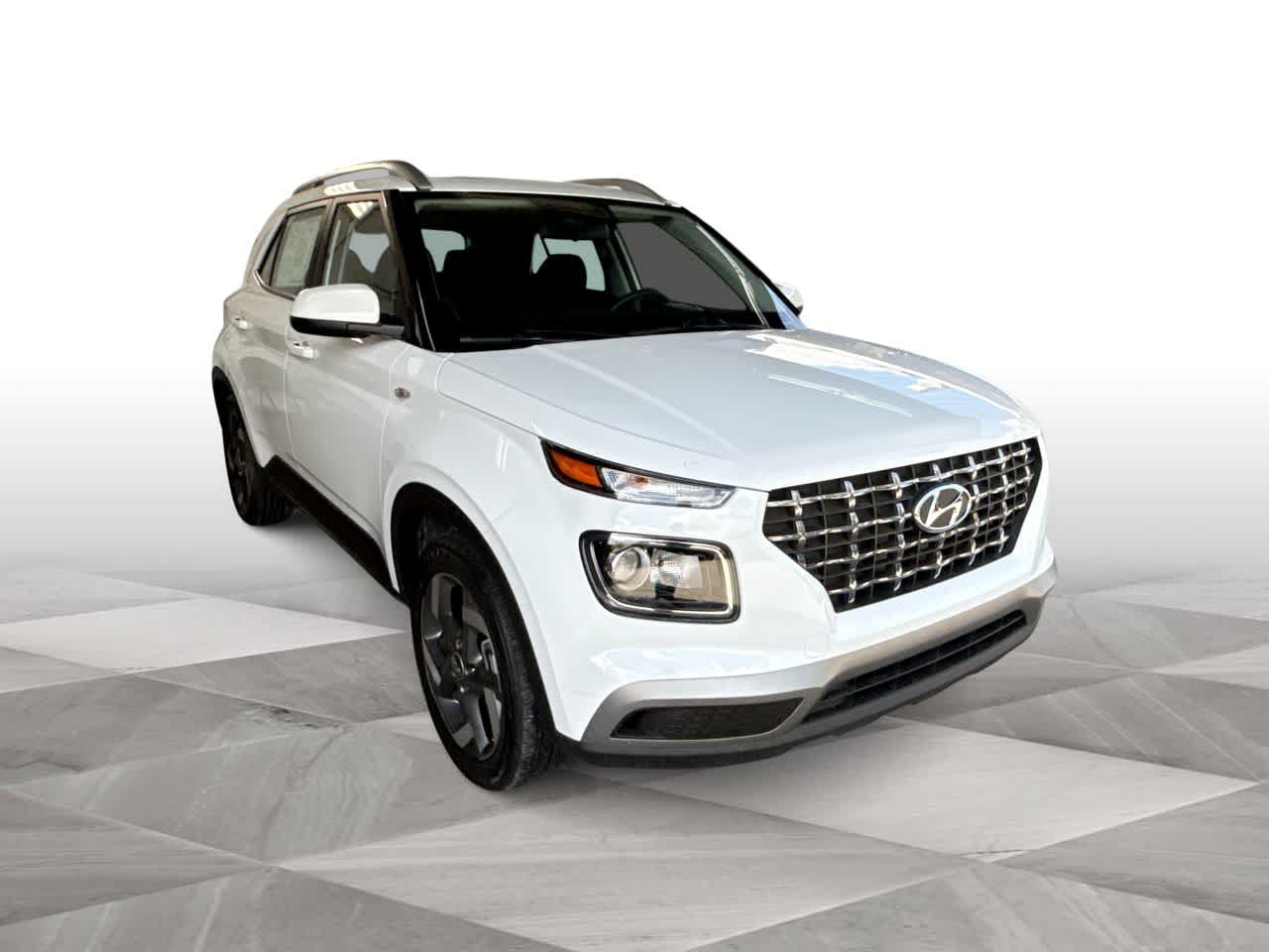 Thumbnail: 2025 Hyundai Venue - 2