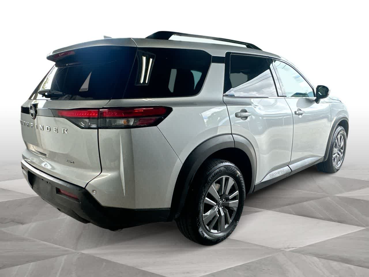 Thumbnail: 2025 Nissan Pathfinder - 8