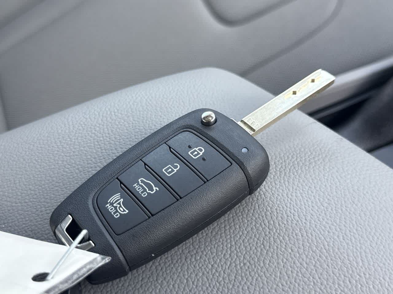 Thumbnail: 2025 Hyundai Elantra - 28