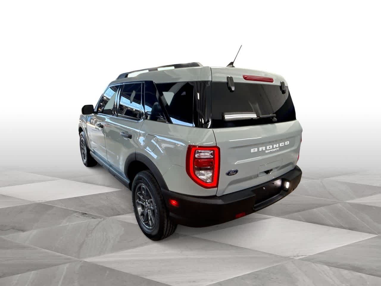 Thumbnail: 2022 Ford Bronco Sport - 6