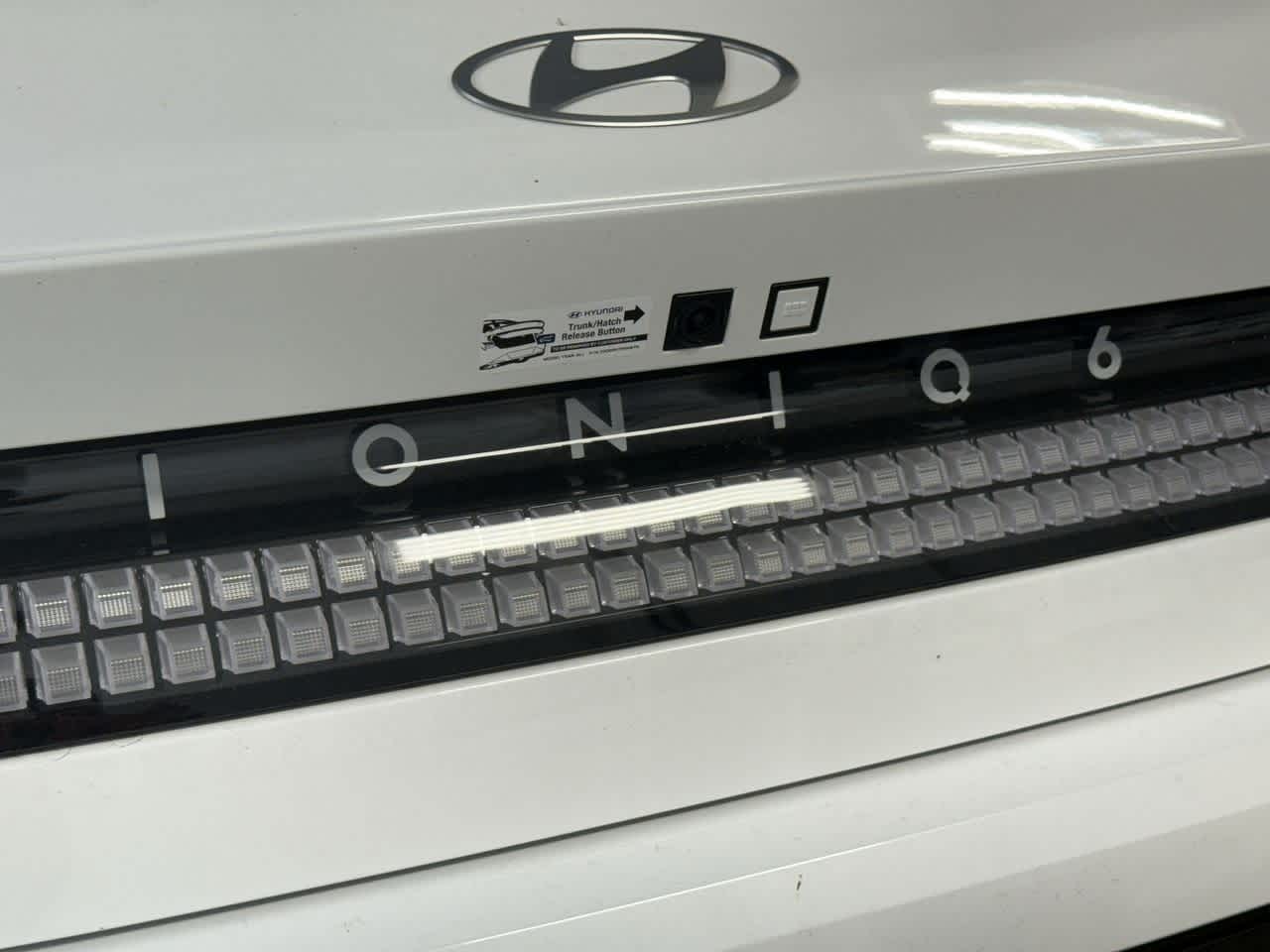 Thumbnail: 2025 Hyundai Ioniq 6 - 10