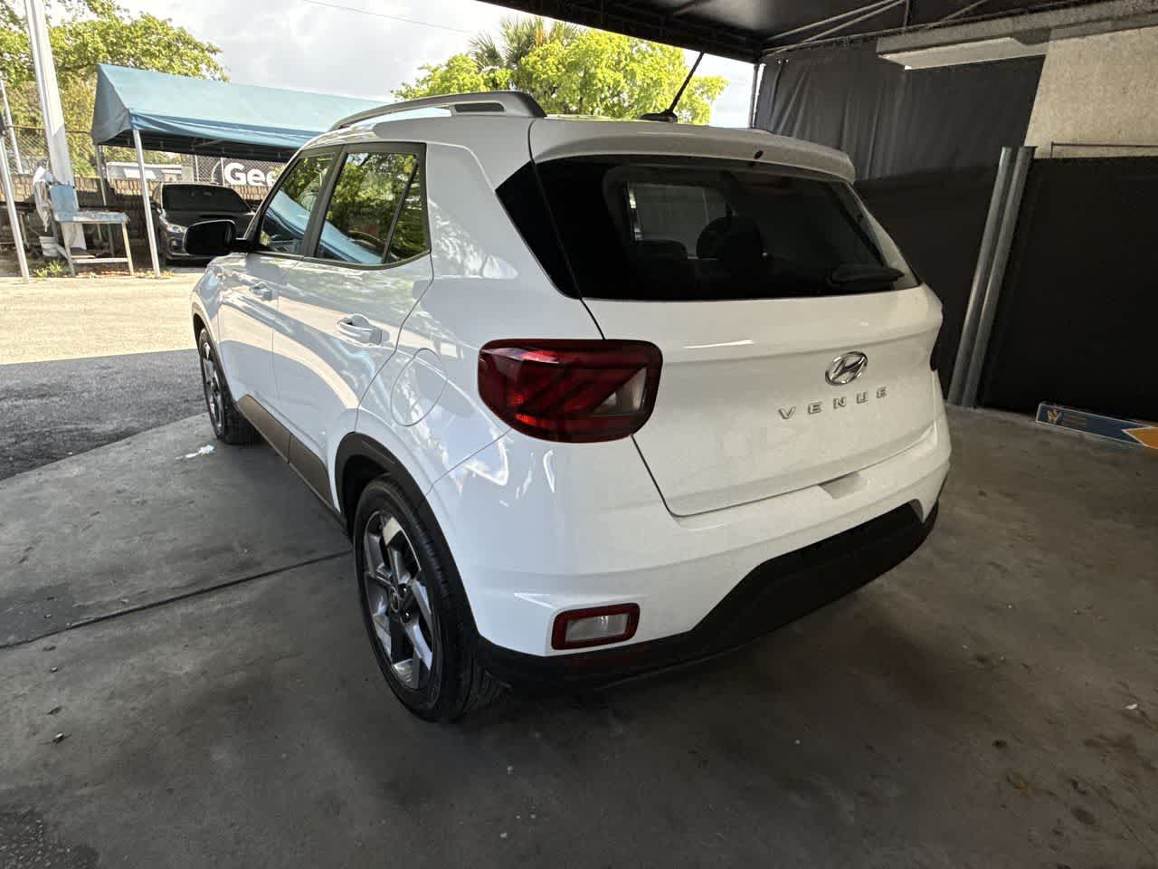 Thumbnail: 2025 Hyundai Venue - 6