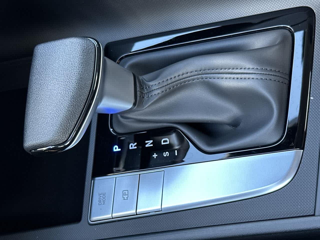 Thumbnail: 2025 Hyundai Elantra - 21