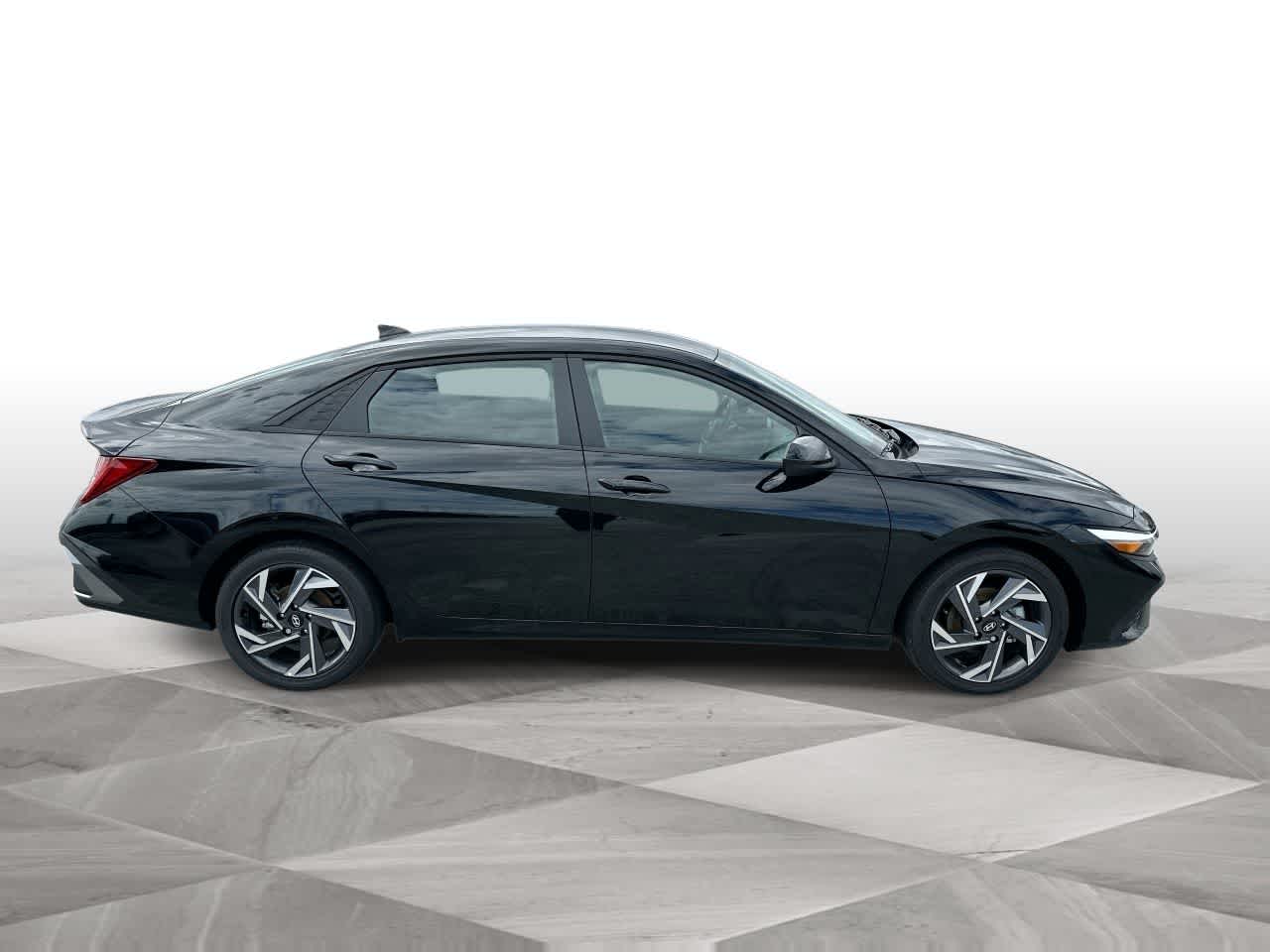 Thumbnail: 2025 Hyundai Elantra - 9