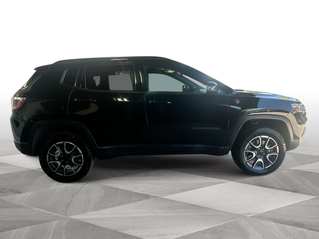 Thumbnail: 2024 Jeep Compass - 9