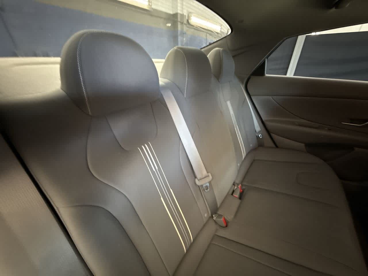 2023 Hyundai Elantra SEL 26