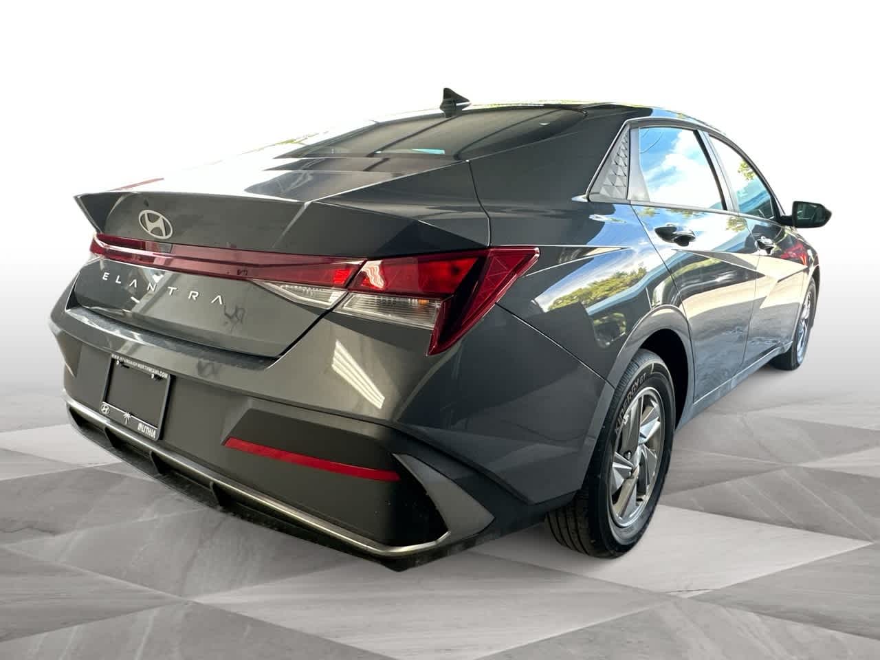 Thumbnail: 2025 Hyundai Elantra - 8