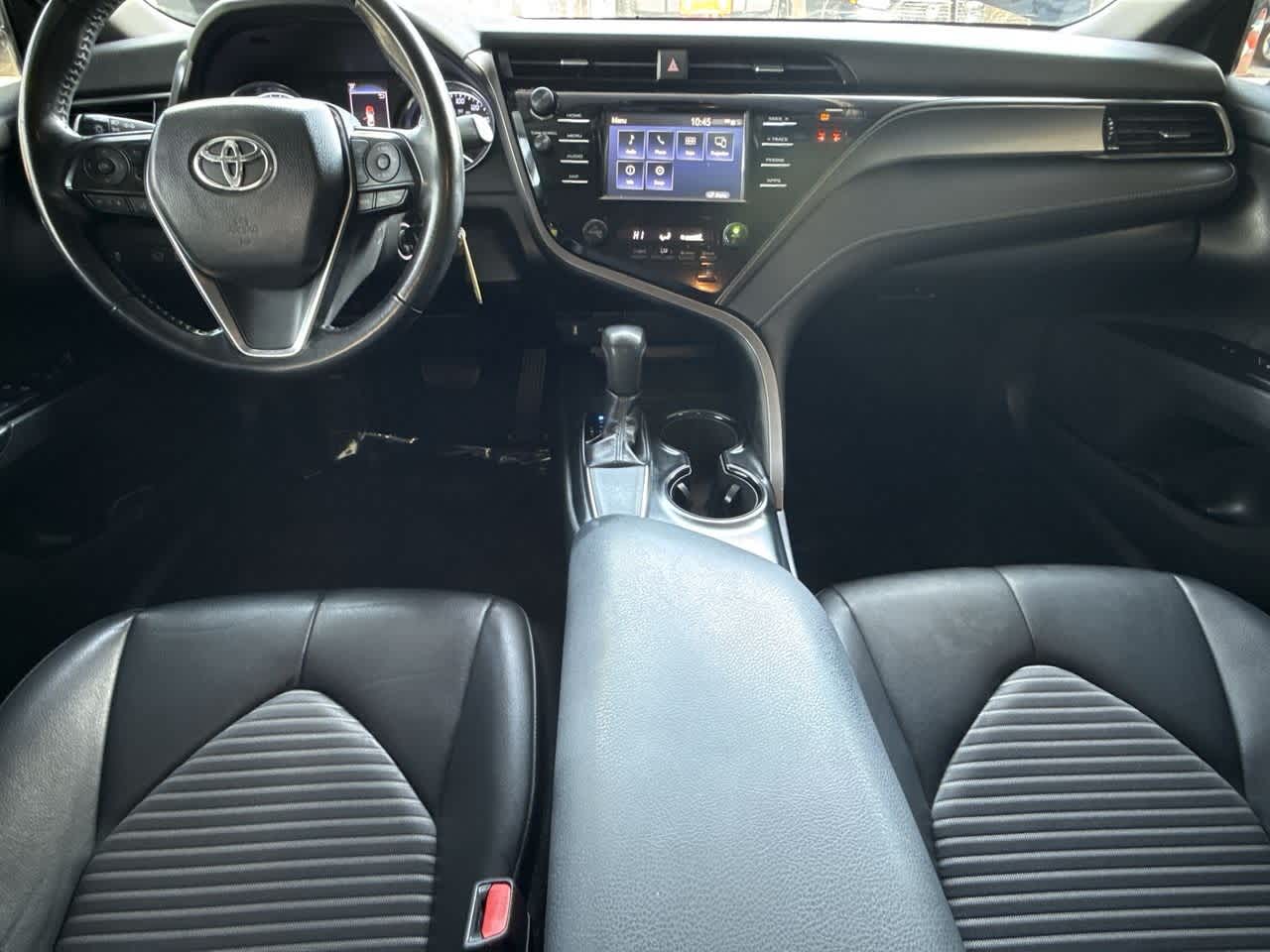 Thumbnail: 2019 Toyota Camry - 24