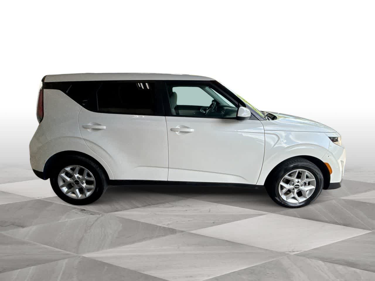 Thumbnail: 2025 Kia Soul - 9