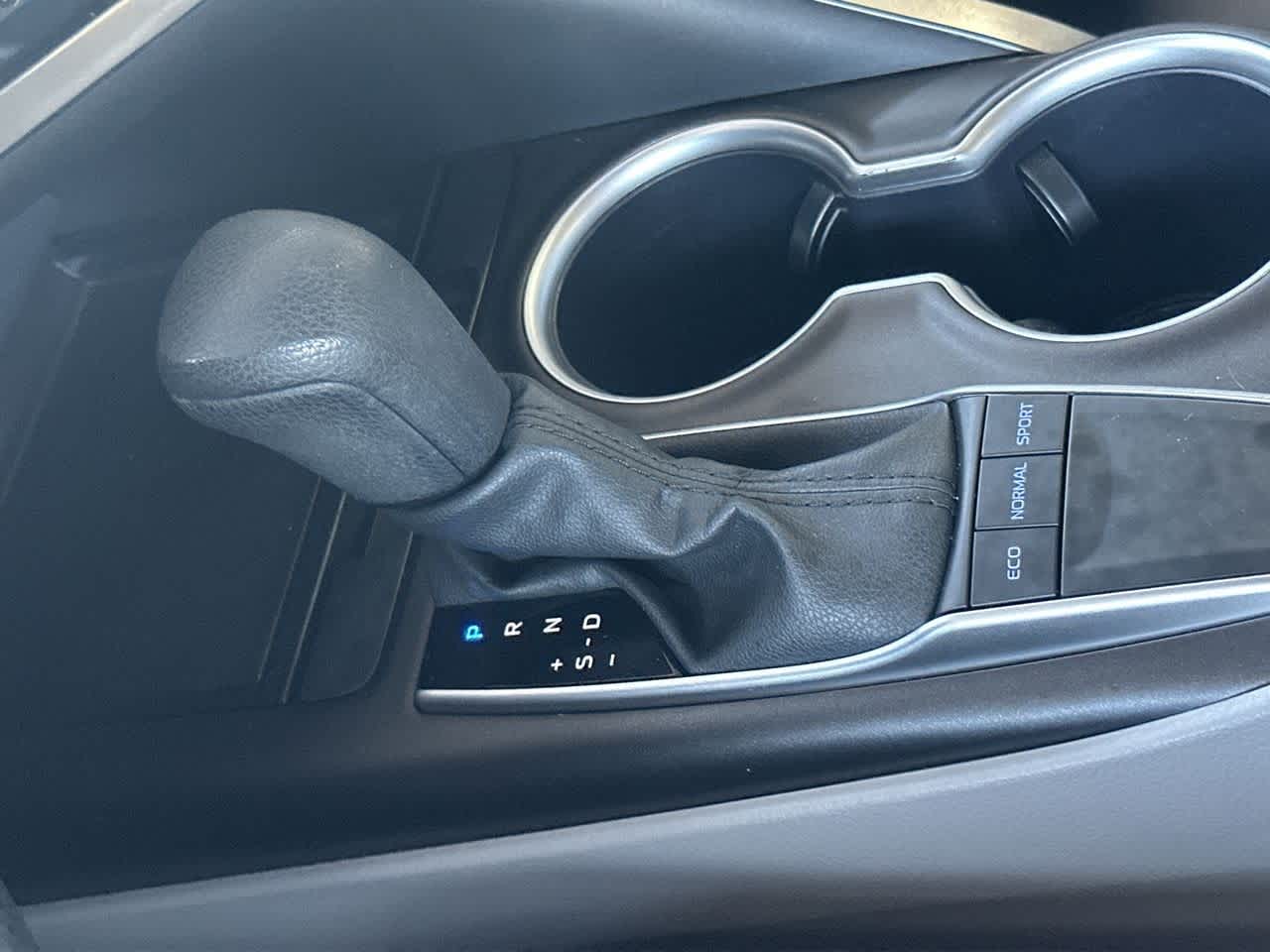 Thumbnail: 2024 Toyota Camry - 21