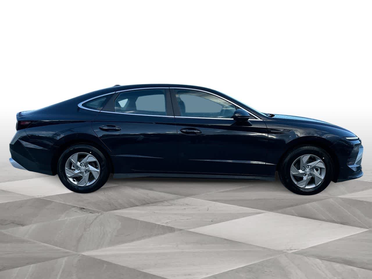 Thumbnail: 2026 Hyundai Sonata - 9