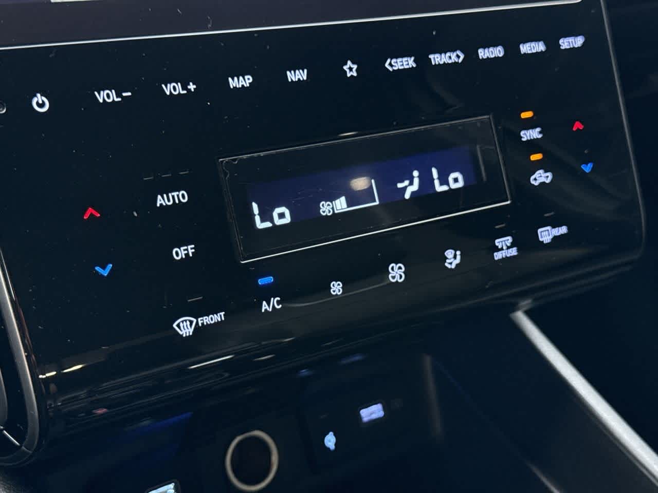 Thumbnail: 2022 Hyundai Santa Cruz - 20