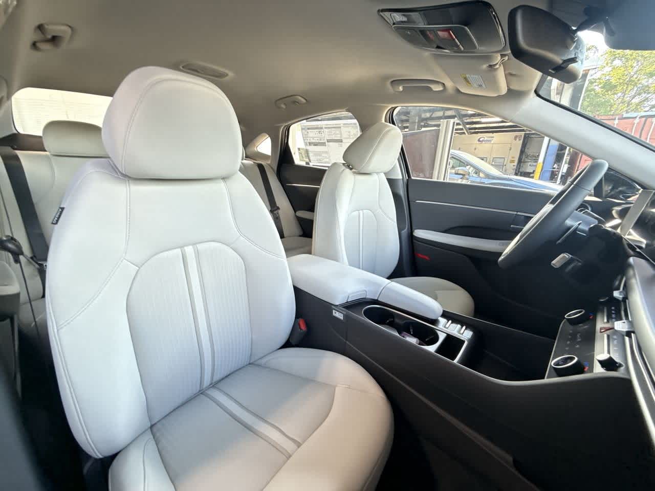 Thumbnail: 2026 Hyundai Sonata - 27